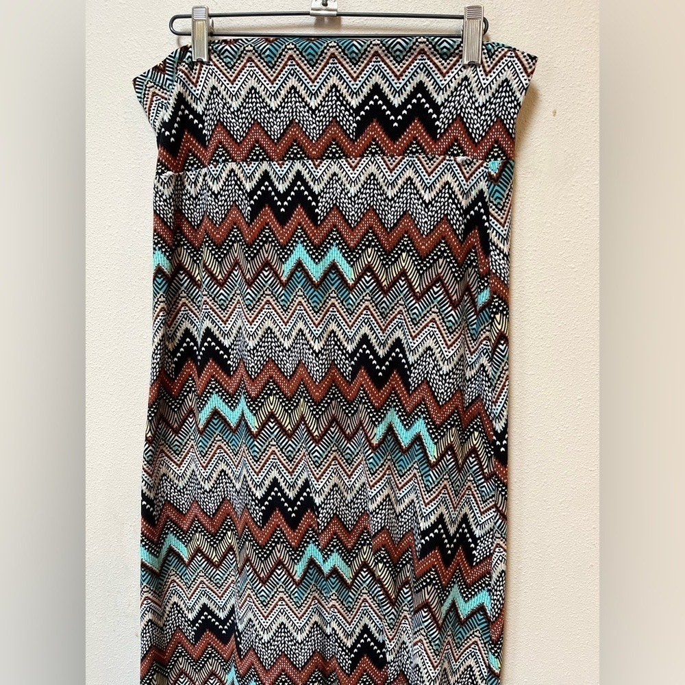 Women’s Brown Blue Bohemian Zig Zag Stretchy Comfy Fall Maxi Dress Medium - Picture 2 of 8
